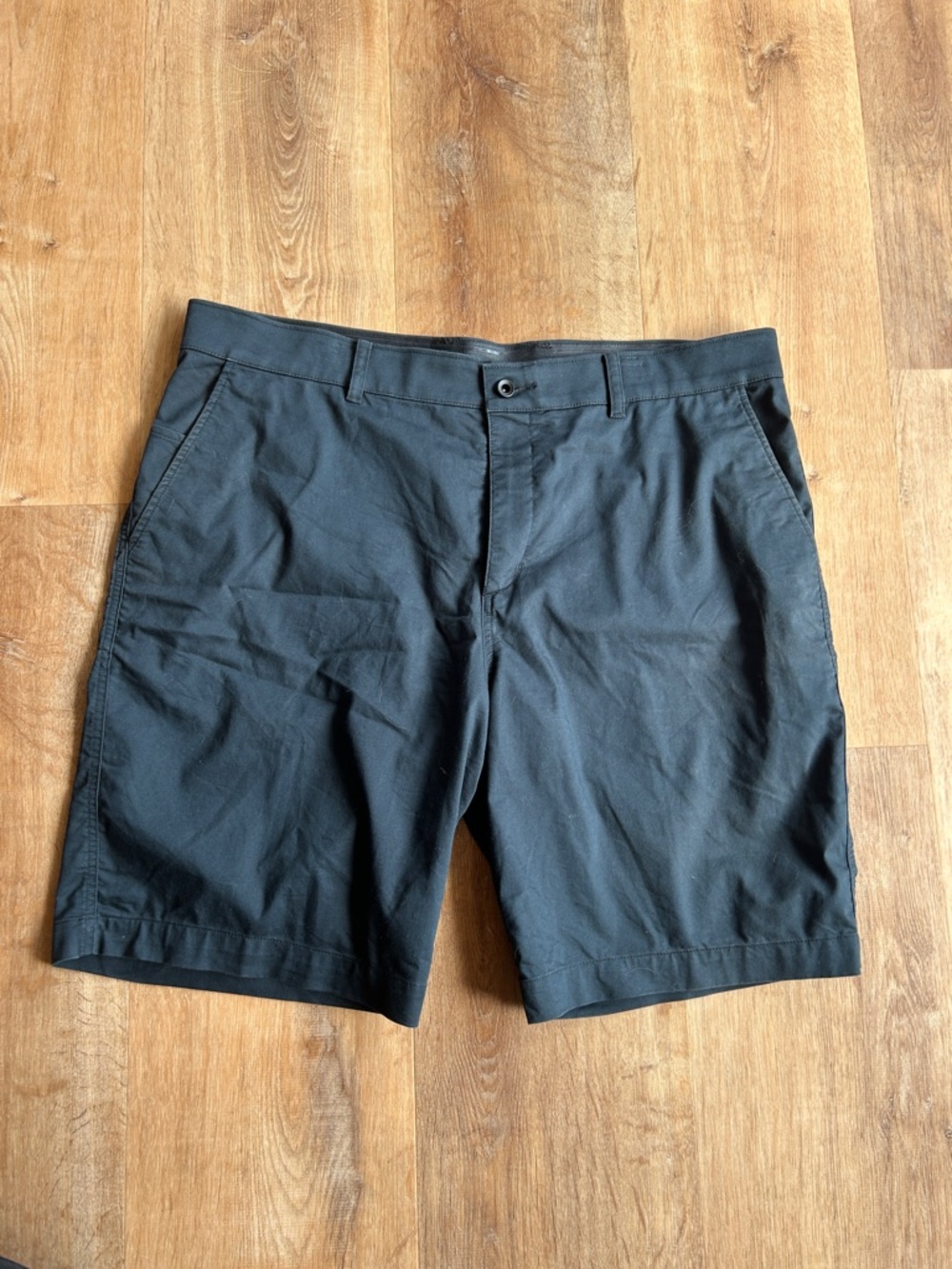 Nike Men's Black Flat-Front Performance Shorts